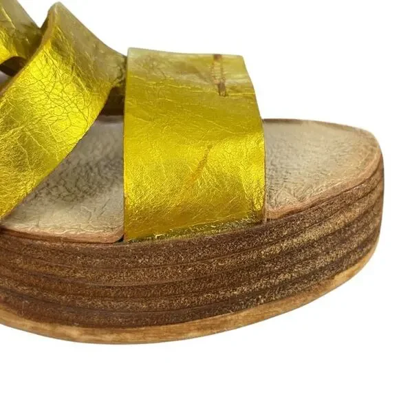 AS 98 Gold Leather Platform Block Chunky Heel Slides Slip On Sandals sz 40 9 9.5